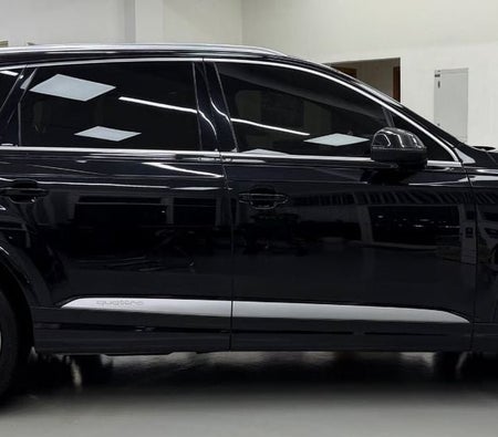 Schwarz Audi Q7 2019 Schwarz Audi Q7 2019