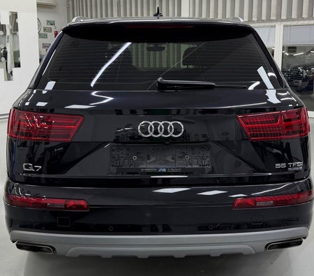 Schwarz Audi Q7 2019 Schwarz Audi Q7 2019