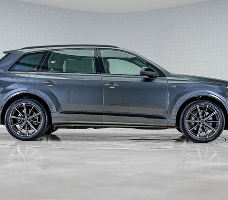 Audi Q7  2025, photo 3 of 4