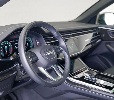 Audi Q8  2023, photo 4 of 4