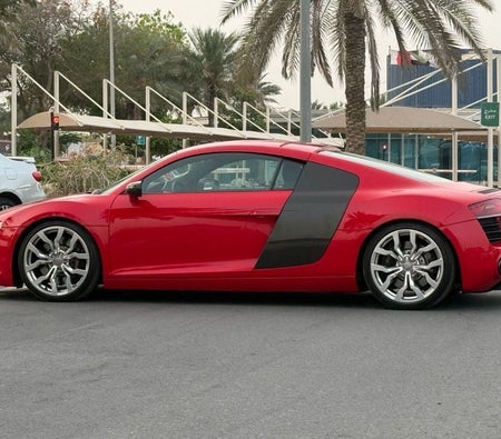 Rosso Audi R8 2015