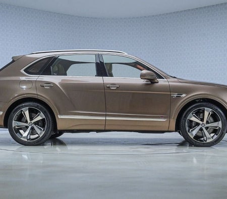 Bentley Bentayga  2017, photo 3 of 4