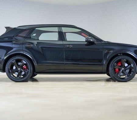 Bentley Bentayga  2018, photo 3 of 4