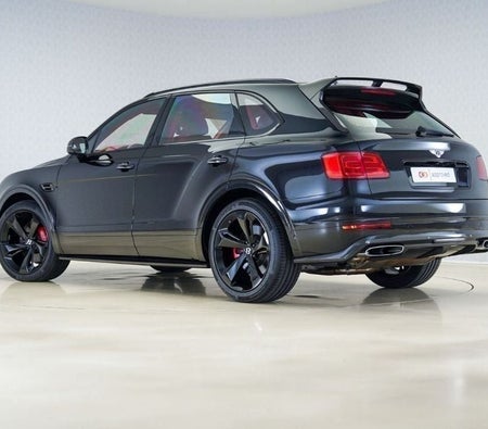 Bentley Bentayga  2018, photo 2 of 4