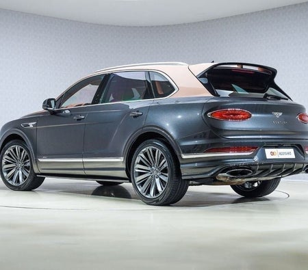 Bentley Bentayga  2022, photo 2 of 4