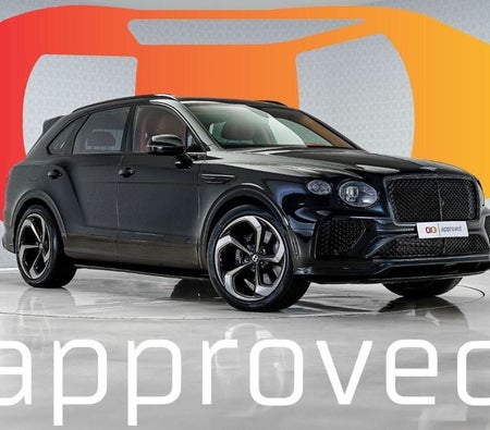 Bentley Bentayga  2022, photo 1 of 4