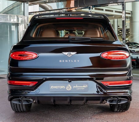 Noir Bentley Bentayga 2023