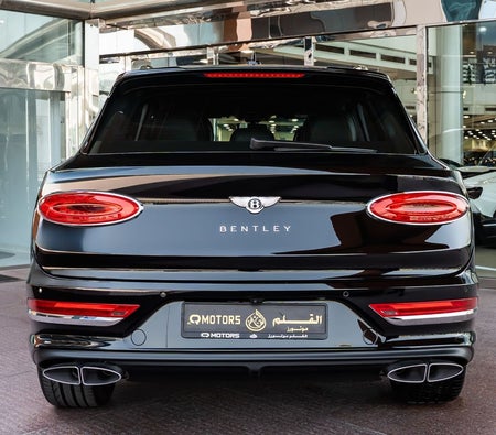 Black Bentley Bentayga 2023