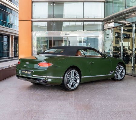 Bentley Continental GT 2023, photo 4 of 4