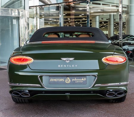 Bentley Continental GT 2023, photo 2 of 4
