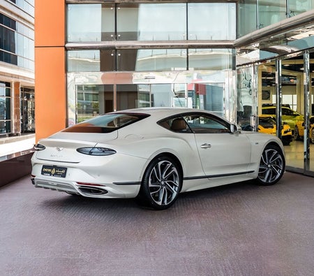 Bentley Continental GT  2025, photo 2 of 4