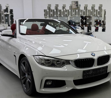 Белый BMW 440i 2017 год Белый BMW 440i 2017 год