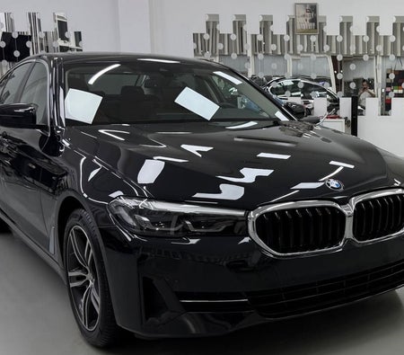 Noir BMW 520 2021 Noir BMW 520 2021