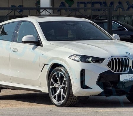 Bianca BMW X6 2026