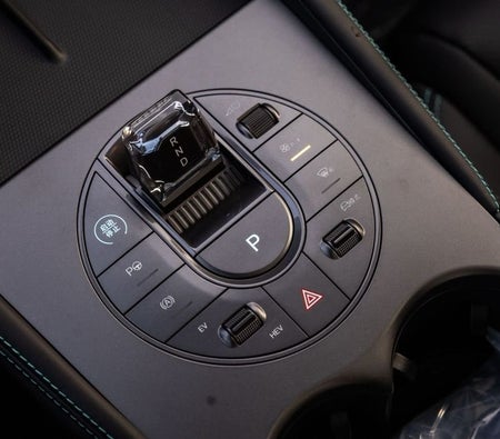 Weiß BYD Seal 06 DM-i 2025