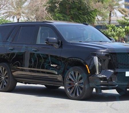 Черный Cadillac Escalade 2026