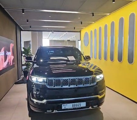 二手 吉普车 Grand Wagoneer Series 3 在 迪拜