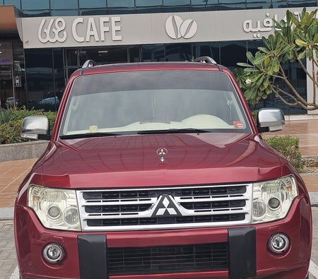 Gebruikt Mitsubishi Pajero GLS in Abu Dhabi