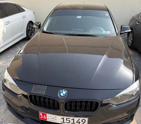 Used BMW 320i  in Abu Dhabi