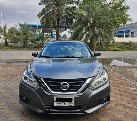 Used Nissan Altima 2.5 SV in Umm Al Quwain