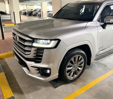 Usato Toyota Land Cruiser VXR 3.5L in Dubai