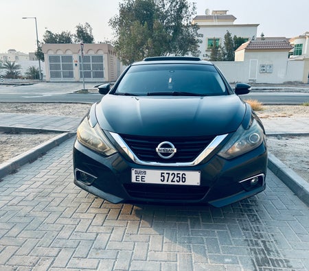 مستعملة نيسان Altima 2.5 SL في أبو ظبي 