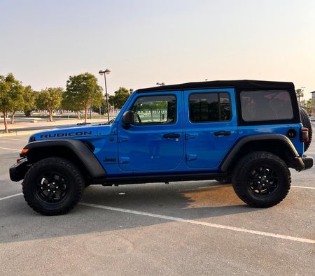 二手 吉普车 Wrangler Willys  在 迪拜
