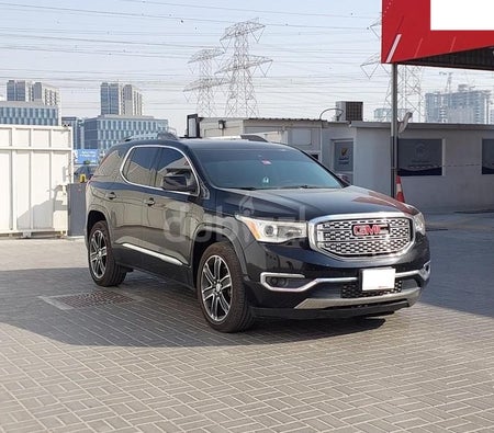 Usado GMC Acadia Denali en Dubai