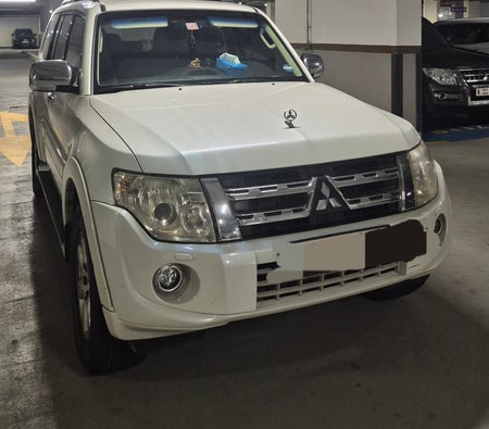 Gebruikt Mitsubishi Pajero GLS Top 5 Door in Dubai