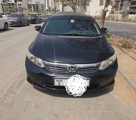 Gebruikt Honda Civic 1.8 i-VTEC in Dubai