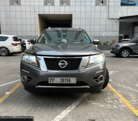 Usato Nissan Pathfinder S in Dubai