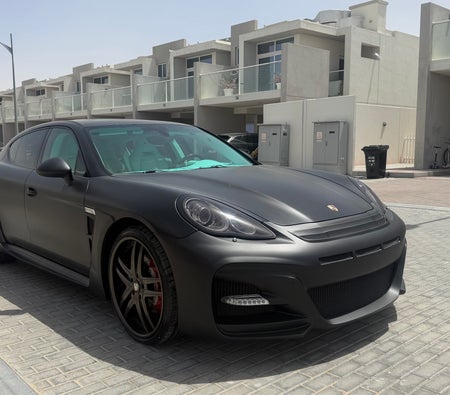 Kullanılmış Porsche Panamera 4S  içinde Dubai