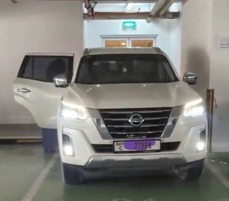 二手 日产 Xterra Platinum  在 拉斯海马