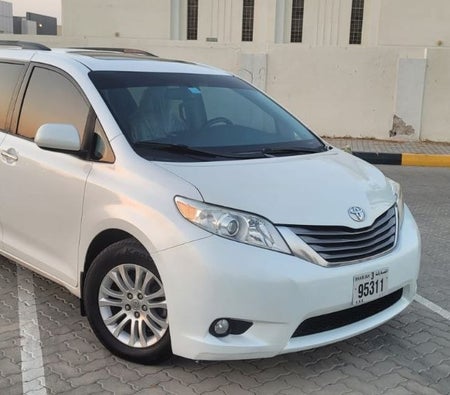 Usado Toyota Sienna Limited 7-Passenger en Fujairah