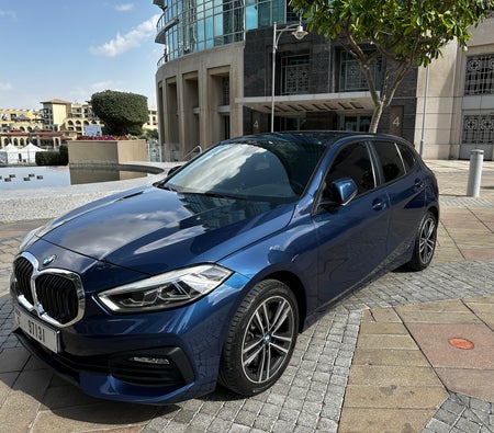 Gebraucht BMW 1-Series 120i in Dubai