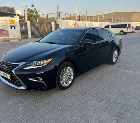 Used Lexus ES 350  in Ras Al Khaimah