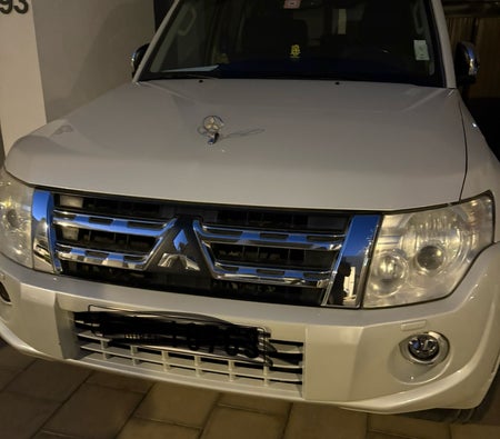 Utilisé Mitsubishi Pajero GLS 5 portes en Ras Al Khaimah