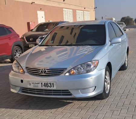 Usato Toyota Camry LE in Ajman