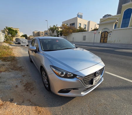 Usado Mazda 3 Base en Dubai