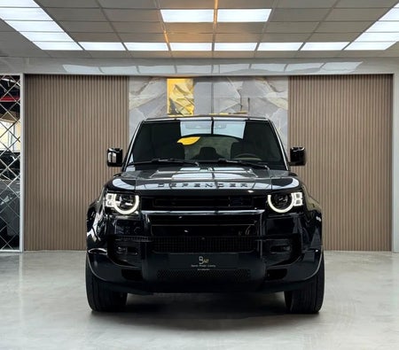 Подержанные Land Rover Defender 110 P500 X-Dynamic SE в Дубай