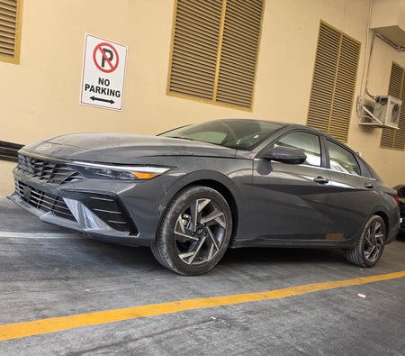 Usado Hyundai Elantra Limited en Dubai