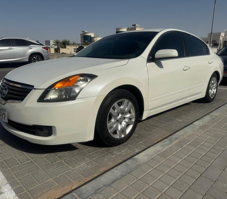 مستعملة نيسان Altima 2.5 S في أبو ظبي 