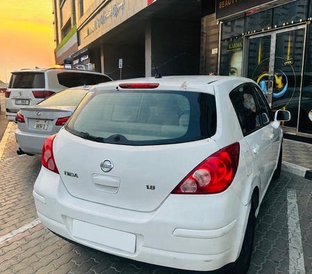 Nissan Tiida S 2011, photo 2 of 4