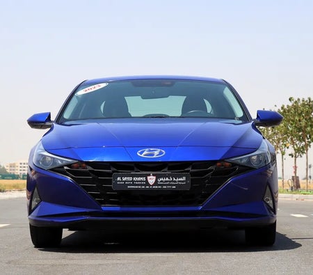 现代 Elantra SE 2023, photo 1 of 4