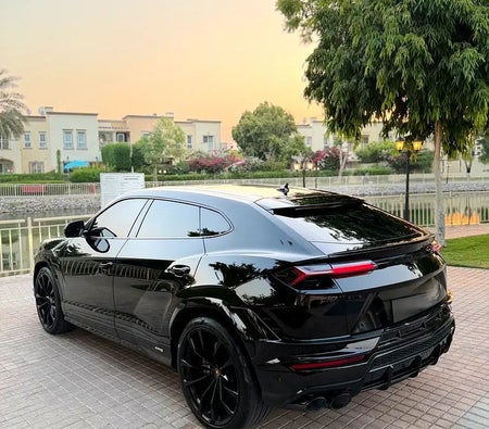 Lamborghini Urus S 2023, photo 2 of 4