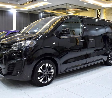 Opel Zafira Life Business Innovation 2023, photo 2 of 4
