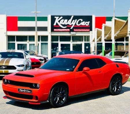 Оранжевый Dodge Challenger 2023 год Оранжевый Dodge Challenger 2023 год