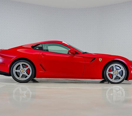 Ferrari SF90 Stradale  2010, photo 3 of 4