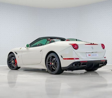 Ferrari SF90 Stradale  2015, photo 2 of 4
