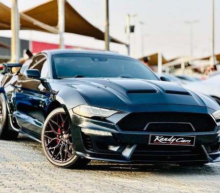 Ford Mustang  2021, photo 3 of 4